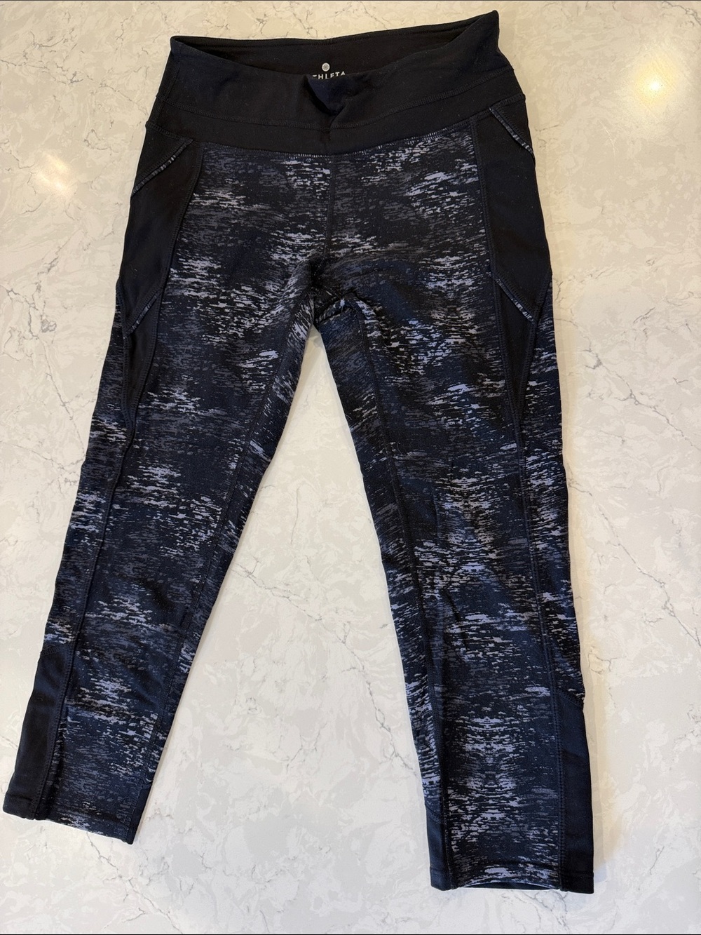 Athleta Black and White Marbled Performance Leggings